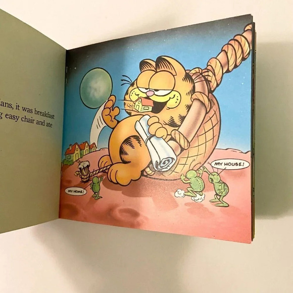 Vintage 80s Random House Books The Fake Smurf Garfield In Space The Pirate Books - Picture 12 of 16